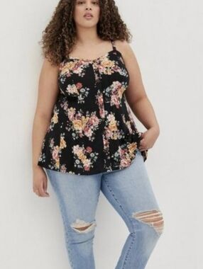 Torrid NWOT Sz 2 Black Floral Button-Front Cami Top